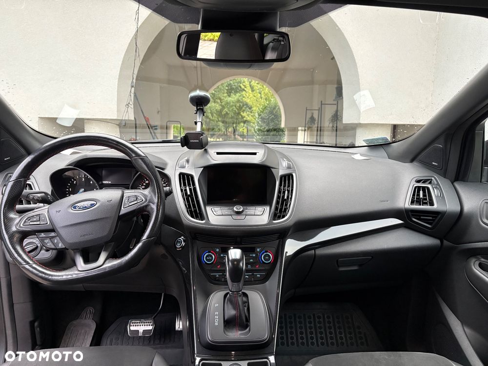 Ford Kuga 2.0 TDCi AWD ST-Line - 5