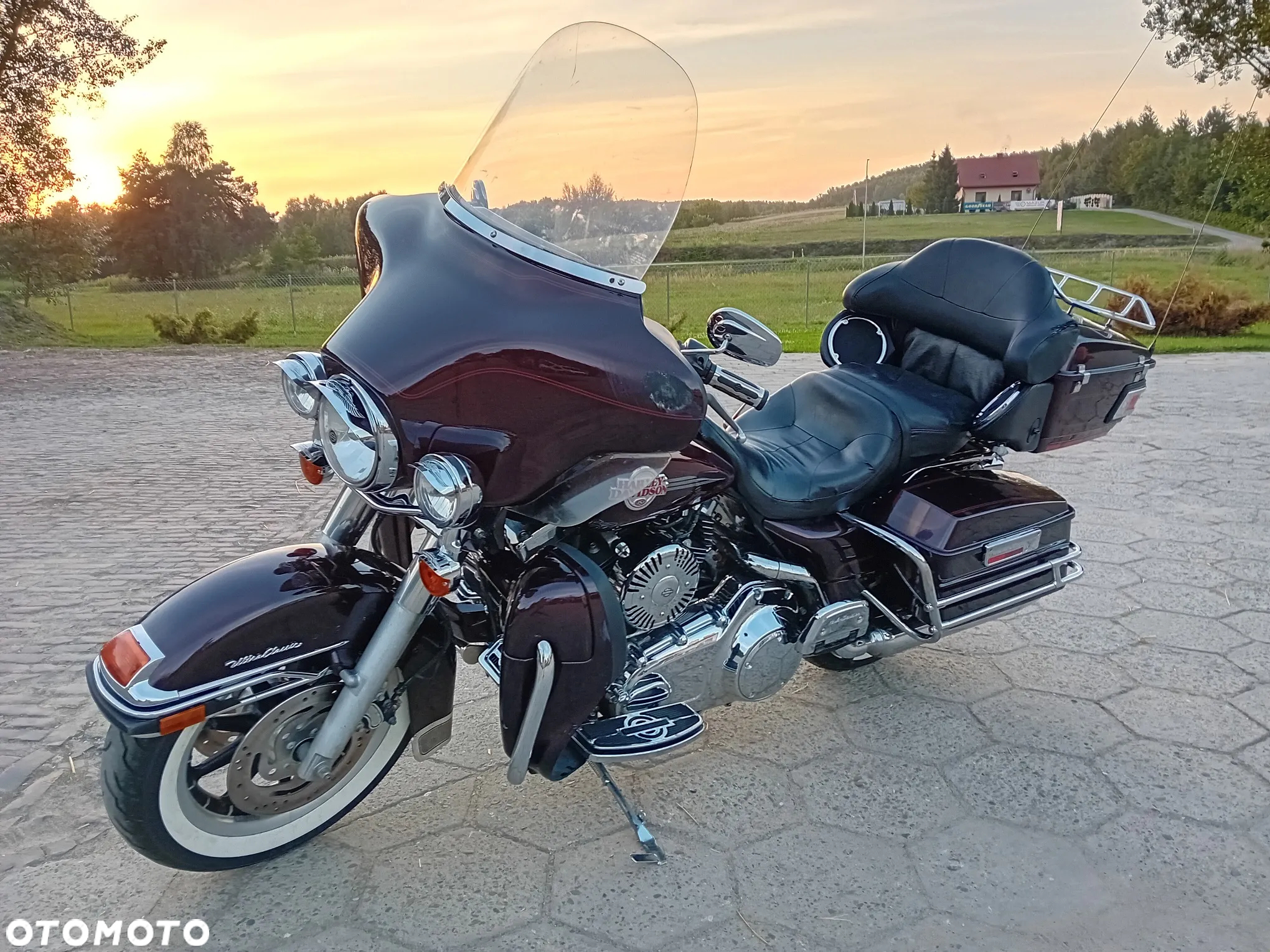 Harley-Davidson FLHTCU Ultra - 4