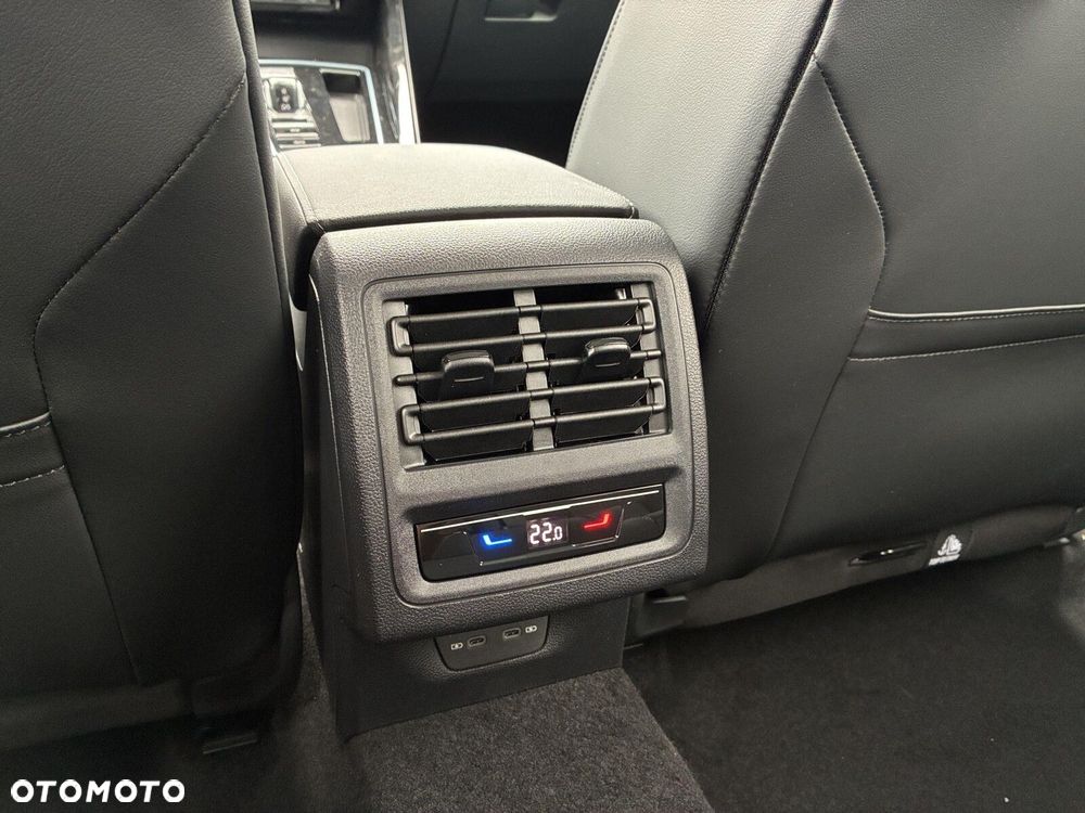 Volkswagen Golf Variant 2.0 TDI Style DSG - 28