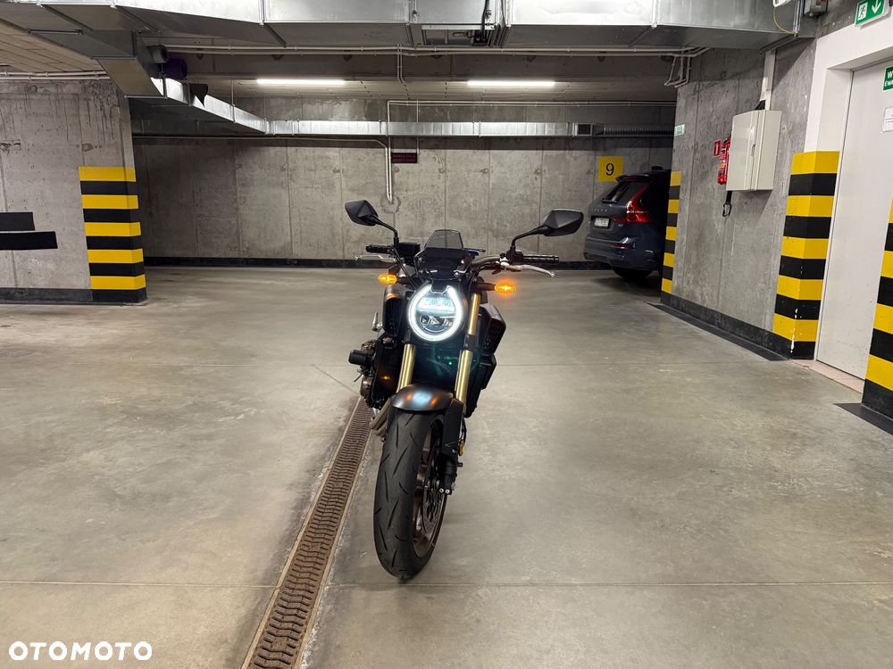 Honda CB - 7