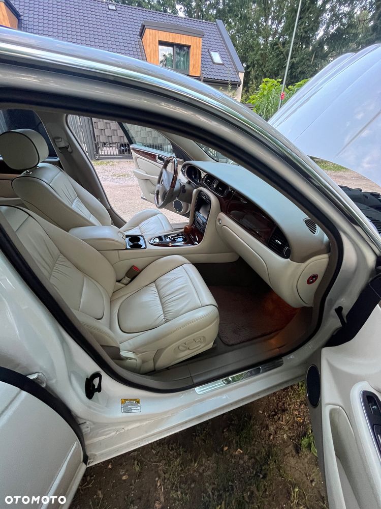 Jaguar XJ Super V8 - 14