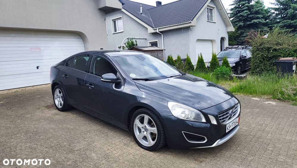Volvo S60 D3 Geartronic Summum - 11