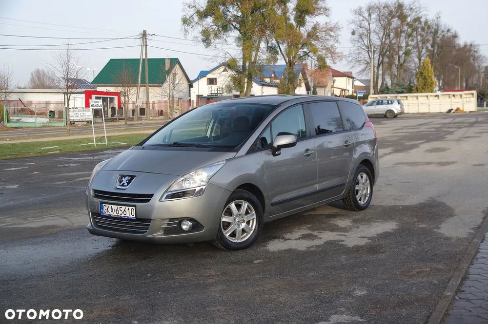 Peugeot 5008 - 11