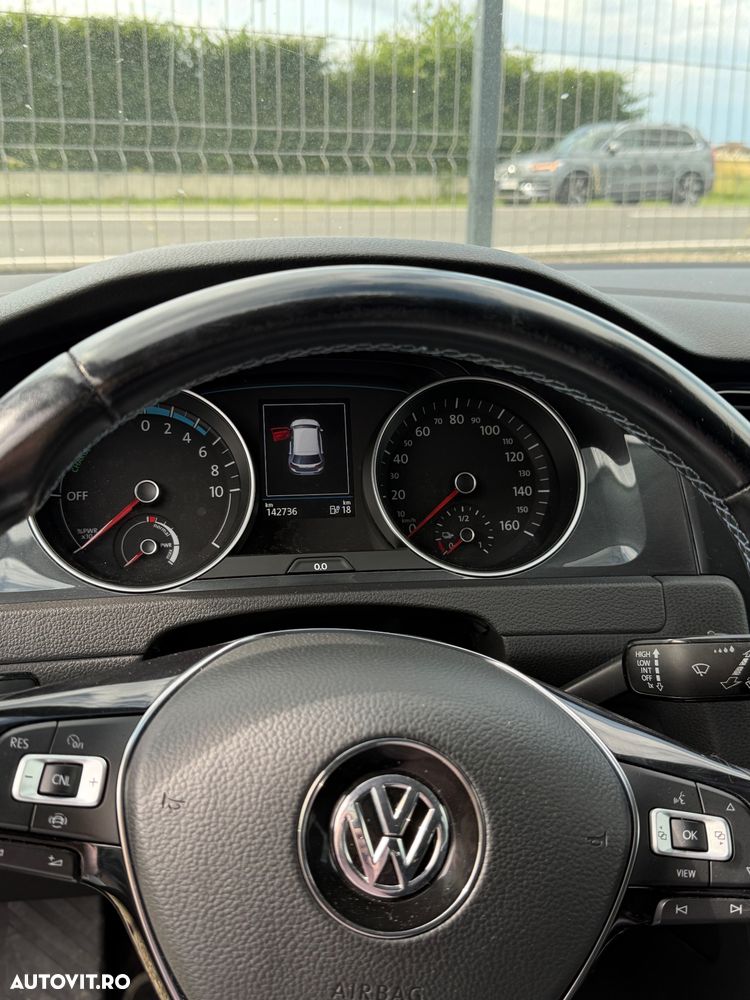 Volkswagen e-Golf - 6