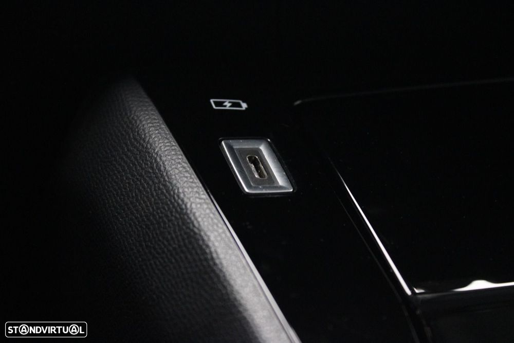 Peugeot e-2008 50 kWh Allure Pack - 24