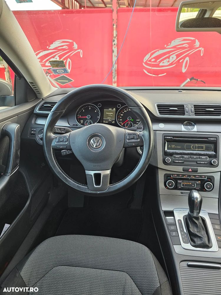 Volkswagen Passat 2.0 TDI DSG BlueMotion Technology Comfortline - 8