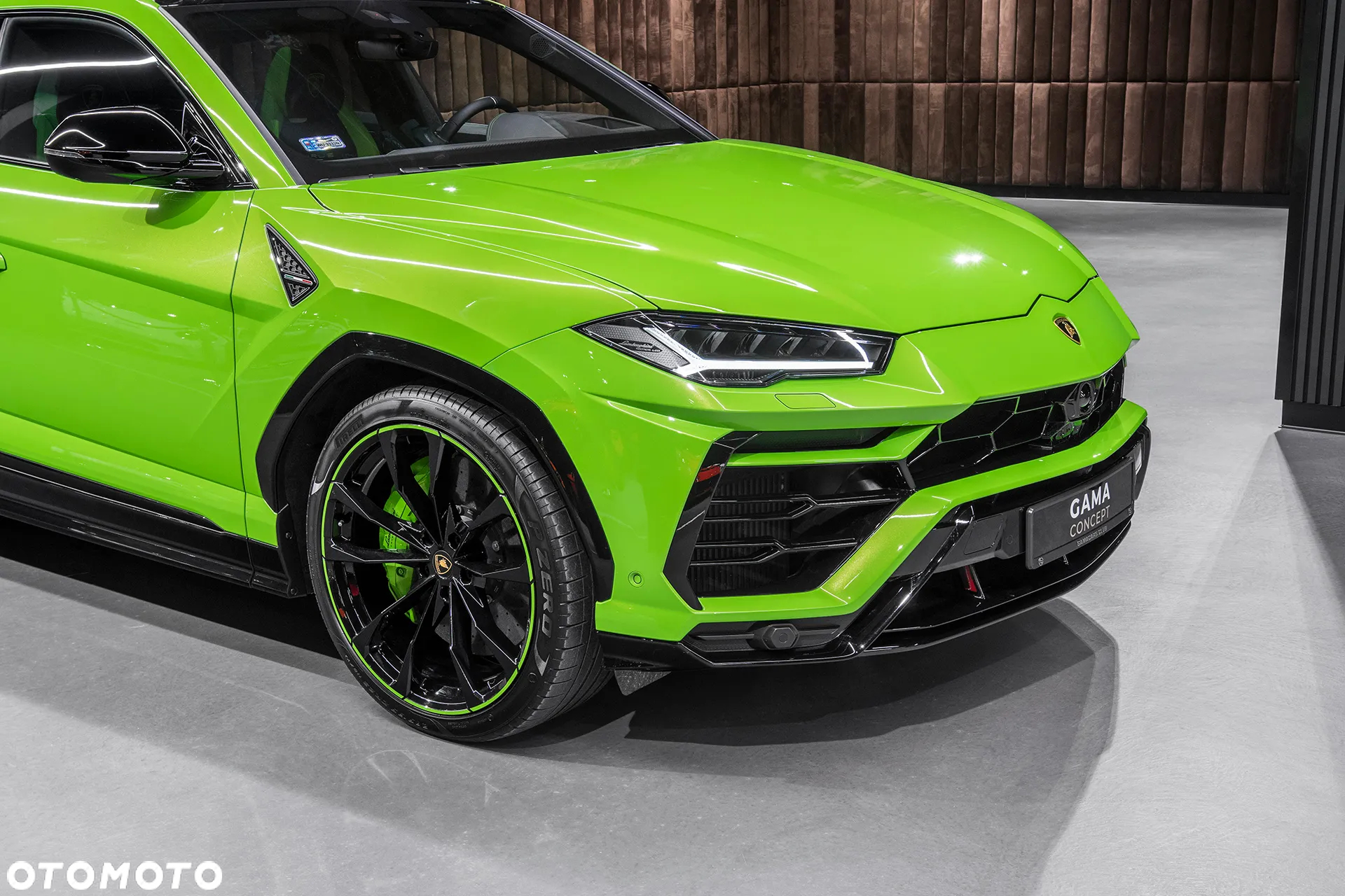 Lamborghini Urus - 6