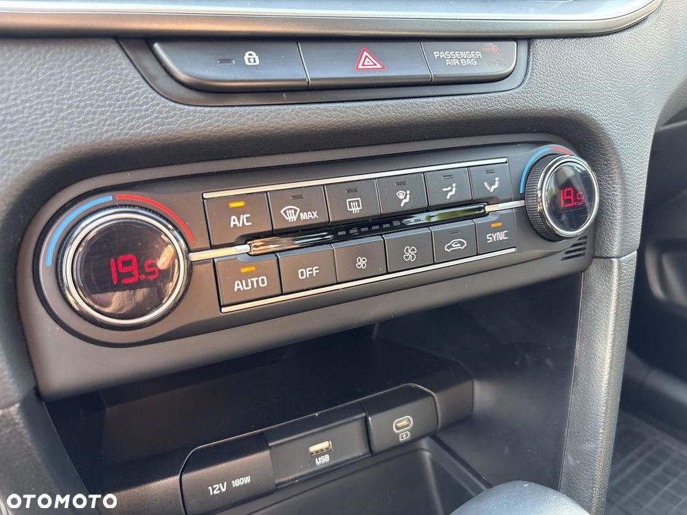 Kia Ceed 1.5 T-GDI M DCT - 26