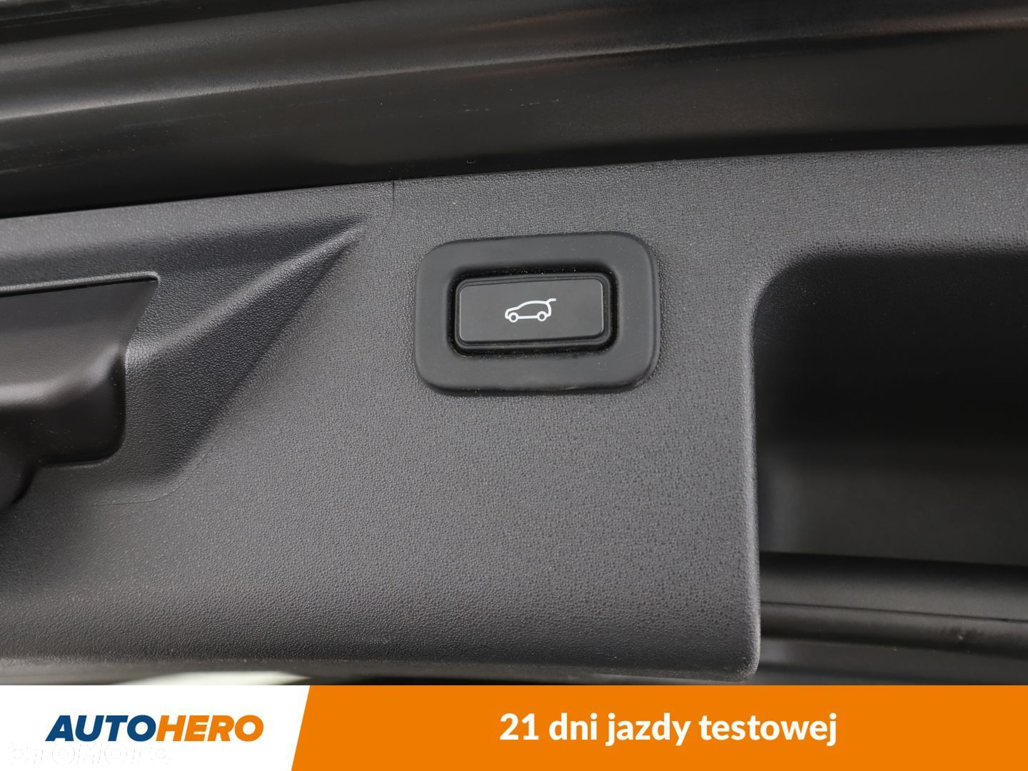 Land Rover Discovery Sport - 38