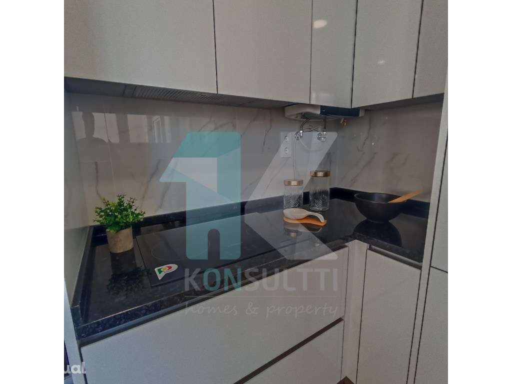 Apartamento T3 com varanda totalmente renovado junto ao Hospital da... - Grande imagem: 3/4