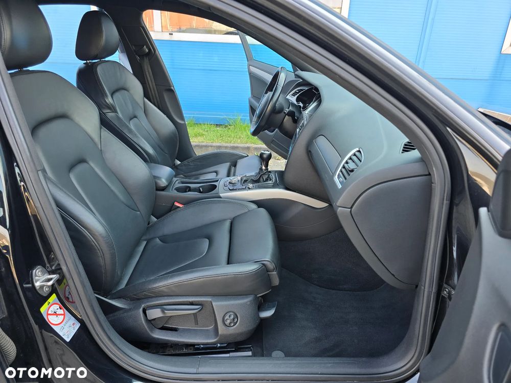 Audi A4 Avant 2.0 TDI DPF S line Sportpaket - 16