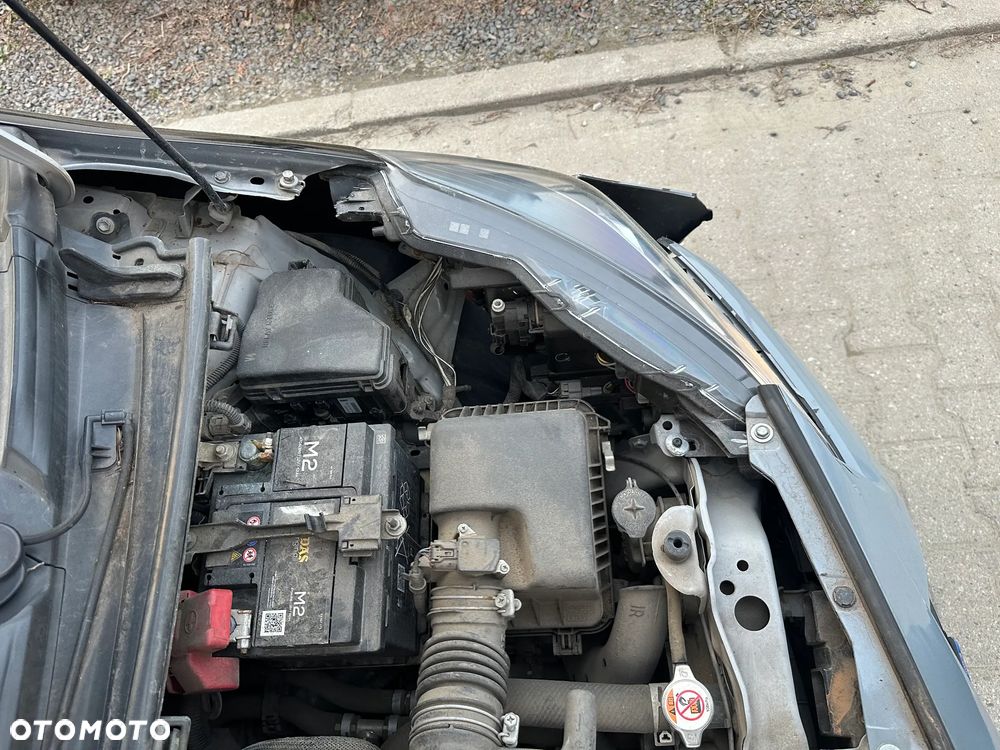 Toyota Yaris 1.5 Premium CVT - 28