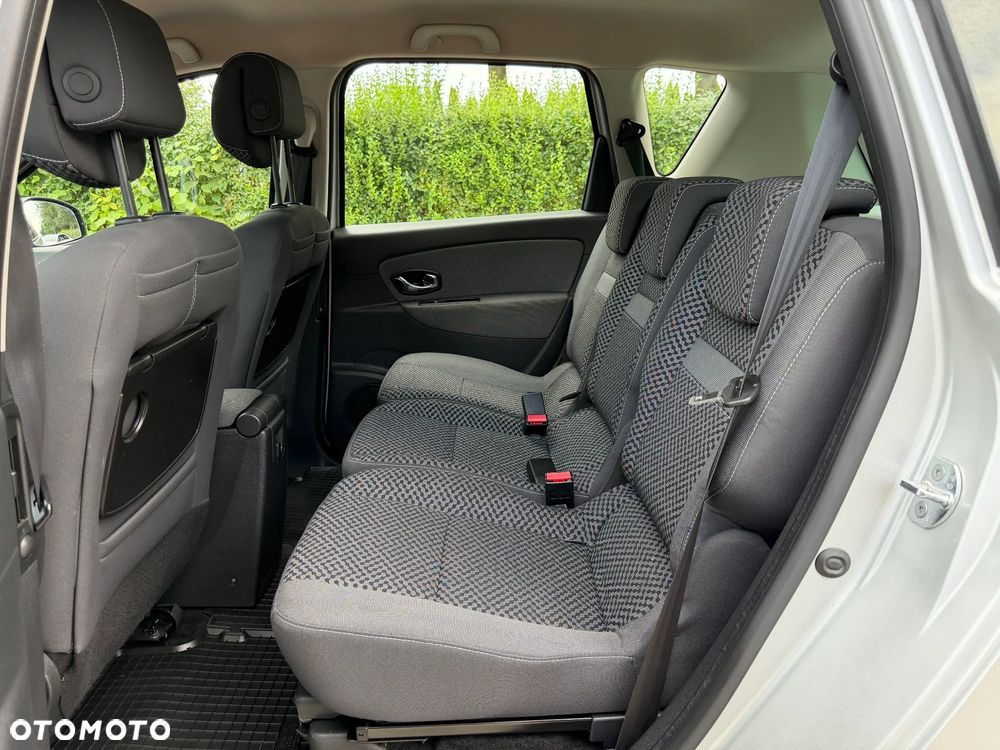 Renault Scenic - 9