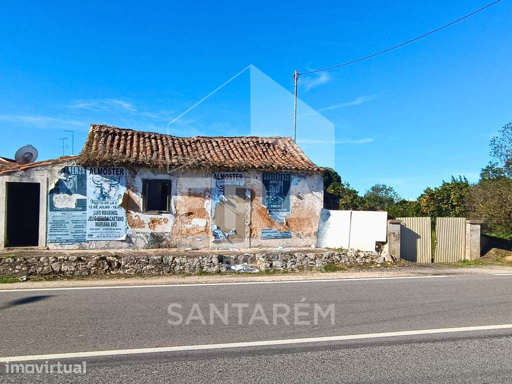 Moradia em ruina, Santarém - Grande imagem: 4/20