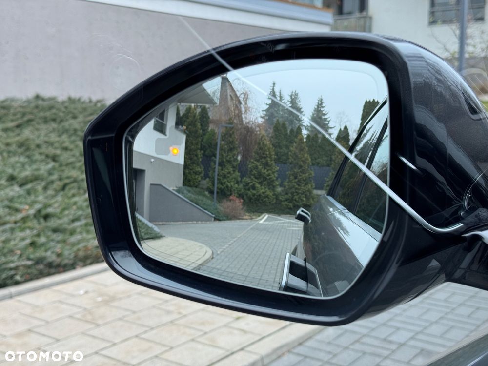 Land Rover Range Rover Evoque - 17