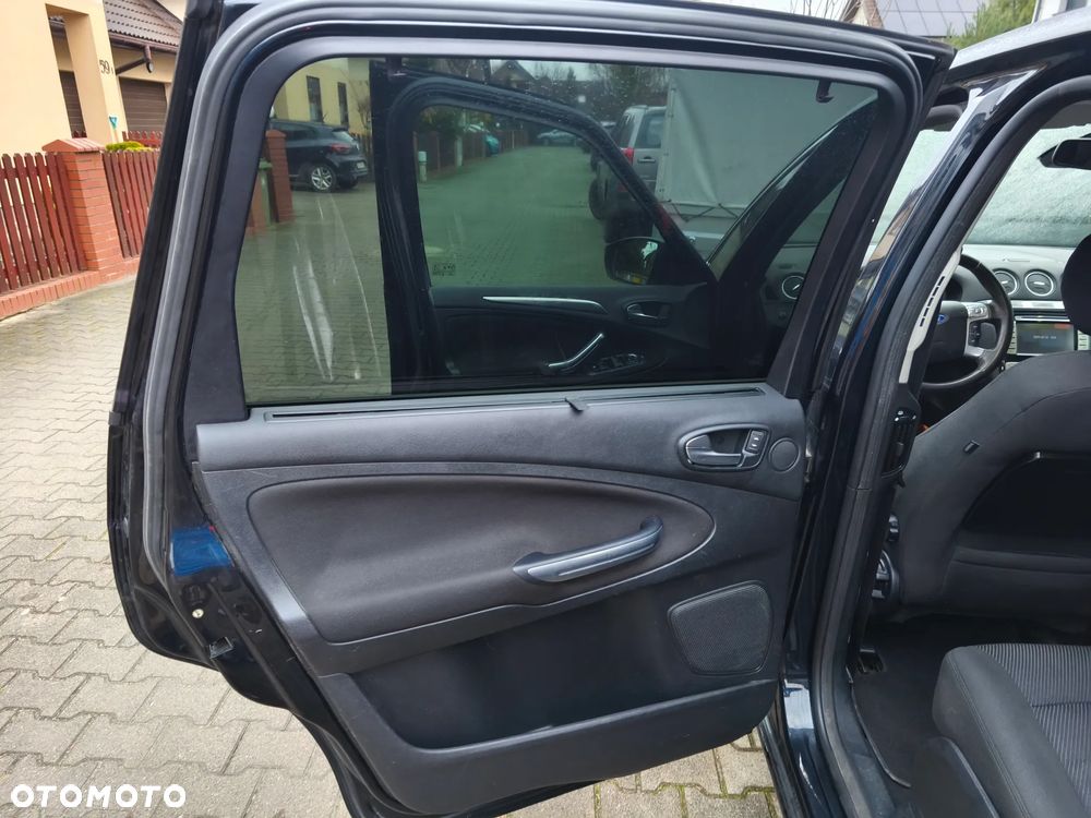 Ford S-Max 2.0 Titanium - 9
