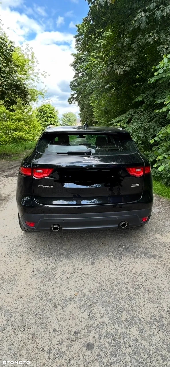 Jaguar F-Pace 2.0 i4D AWD Prestige - 12