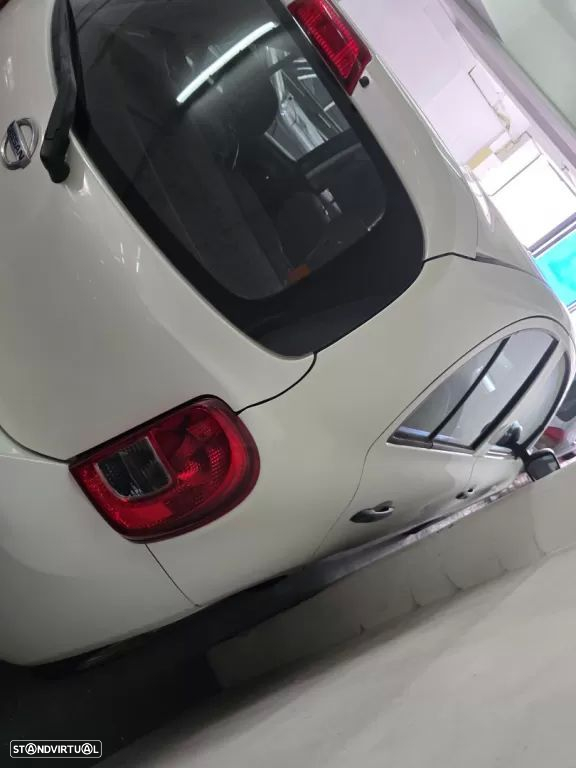 Nissan Micra 1.2 Tekna Premium Exterior White - 6