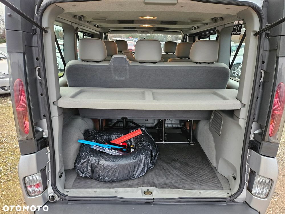 Renault Trafic Passenger Expression - 26