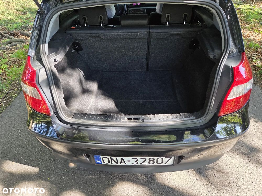 BMW Seria 1 118d - 8