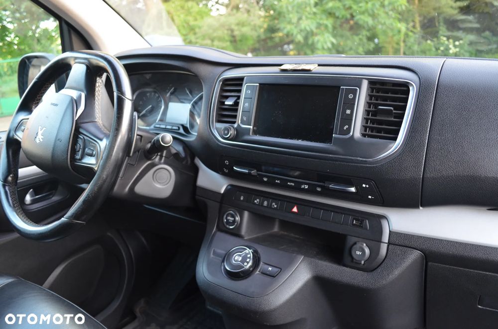 Peugeot Traveller 2.0 BlueHDi Long Business - 19