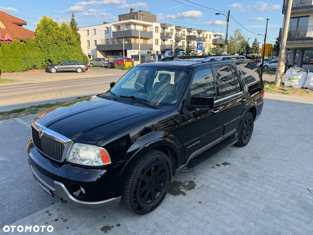 Lincoln Navigator 5.4 4WD - 33