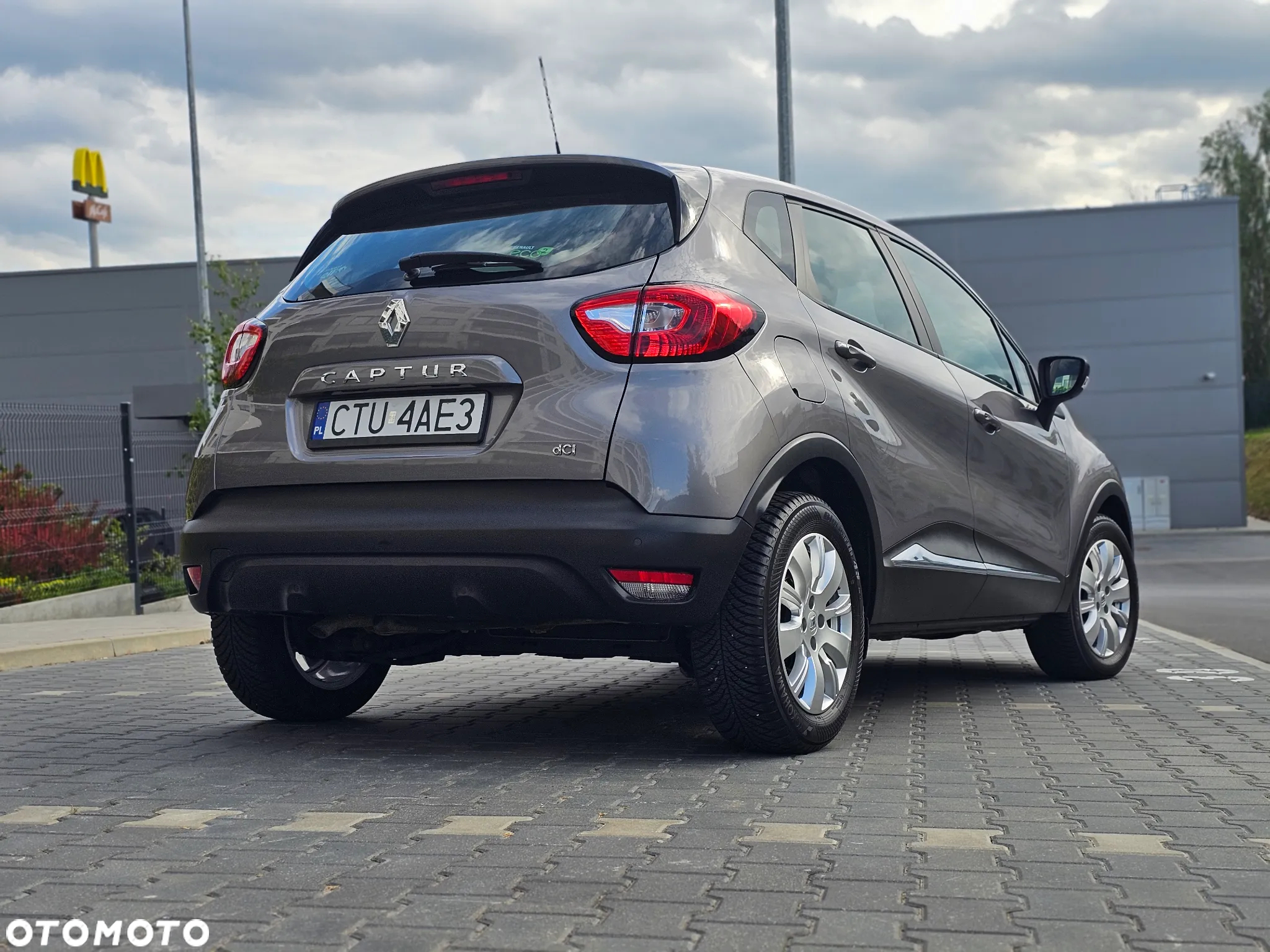 Renault Captur - 4