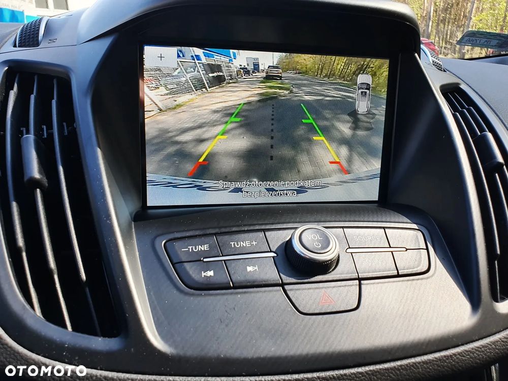 Ford Kuga 1.5 EcoBoost FWD ST-Line ASS MMT6 - 25