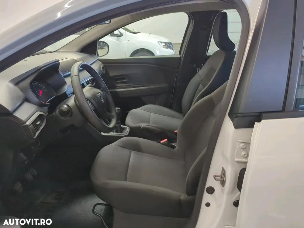 Dacia Logan - 5