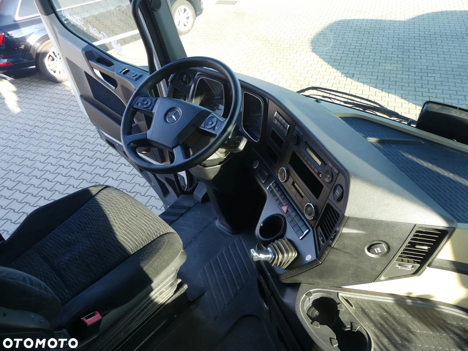 Mercedes-Benz Actros - 6