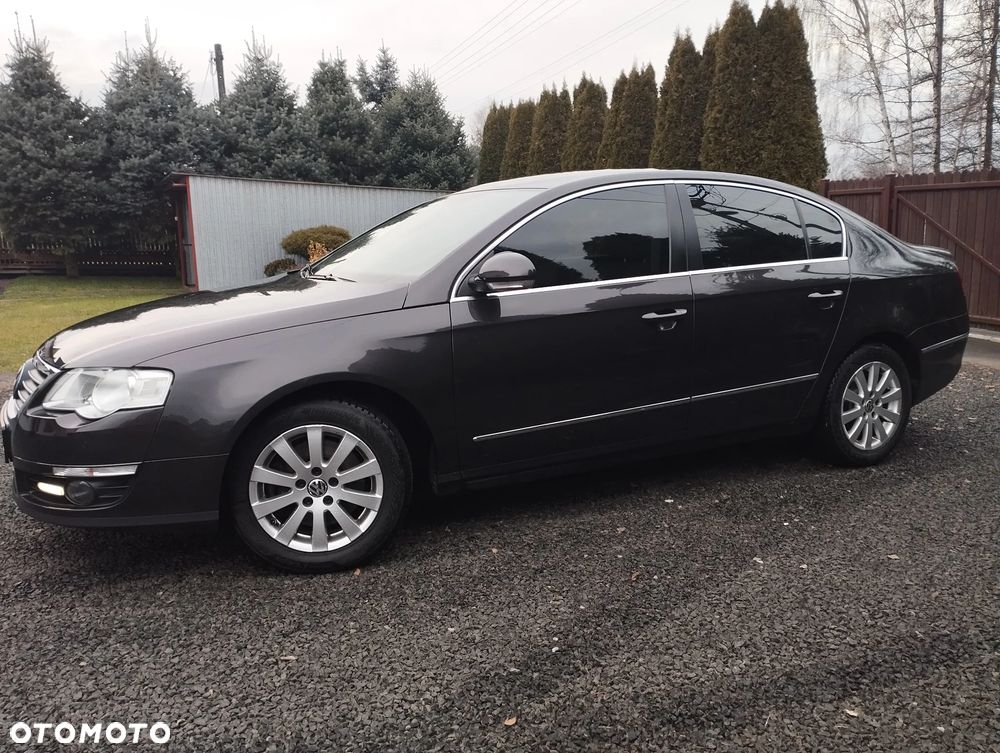 Volkswagen Passat 2.0 TDI DPF Comfortline - 2