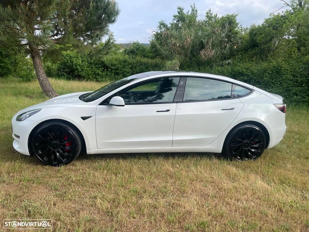 Tesla Model 3 - 7