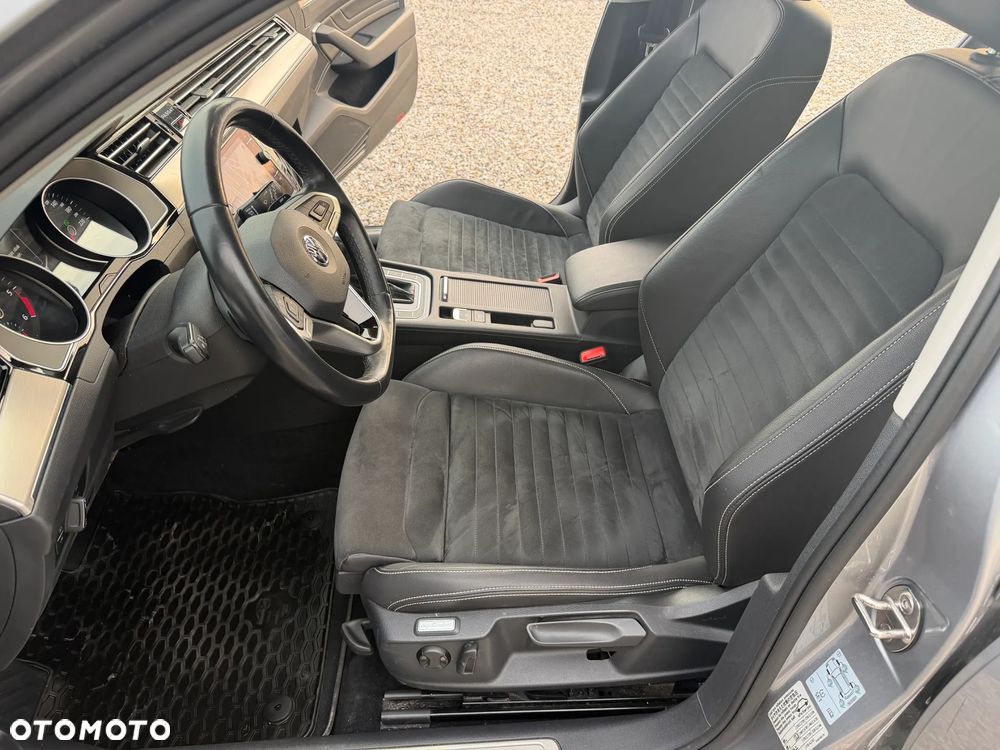 Volkswagen Passat 2.0 TDI Elegance DSG - 7