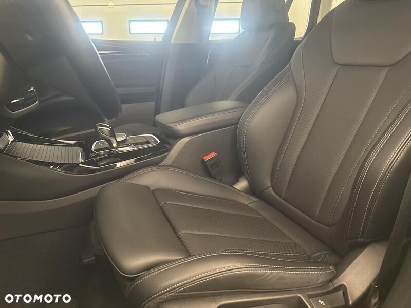 BMW X3 - 18