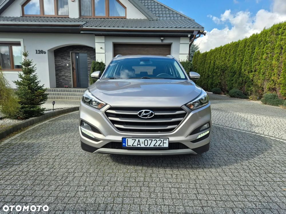 Hyundai Tucson - 2