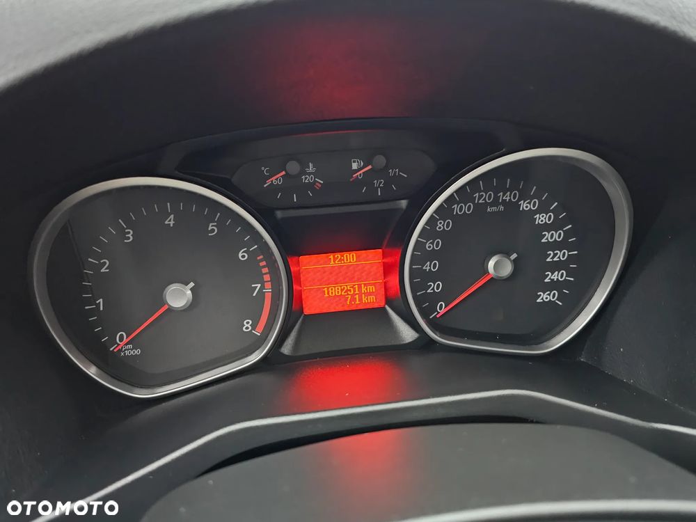Ford Mondeo SW 2.0 Titanium - 22