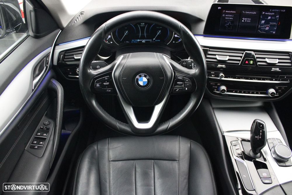 BMW 520 d Auto - 10