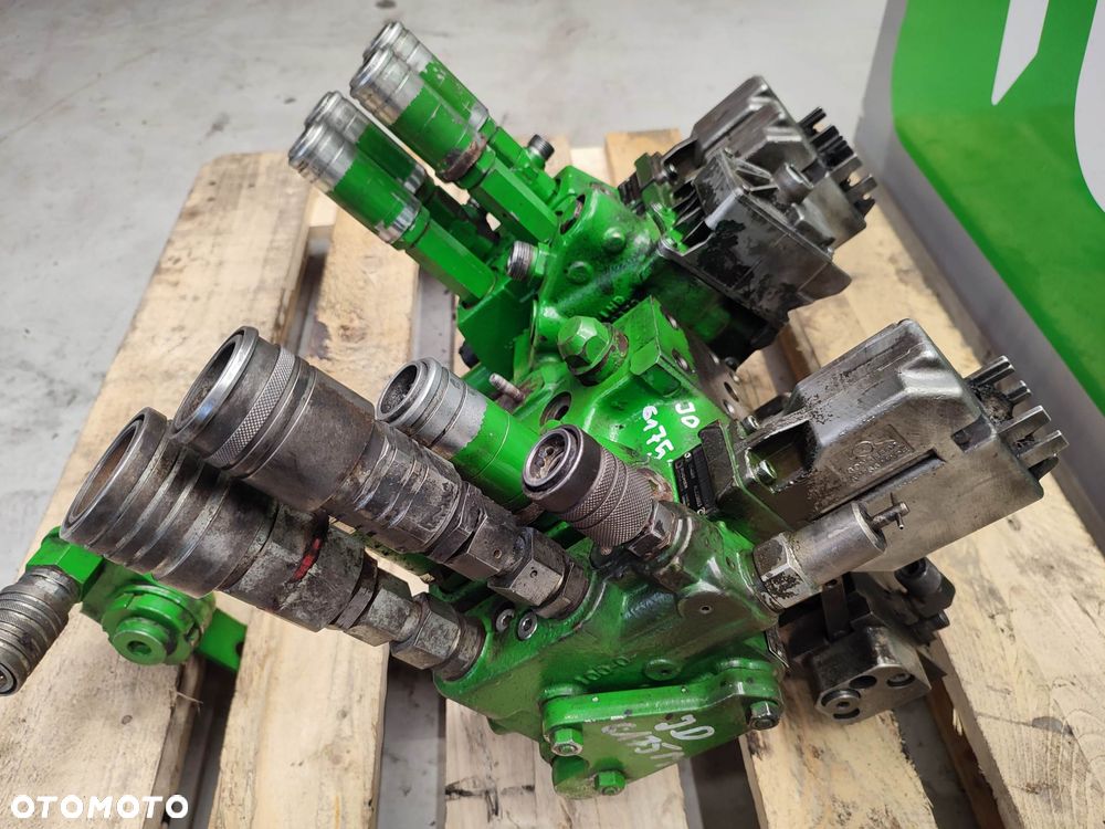 Rozdzielacz hydrauliczny JOHN DEERE 6175M (AL225653) - 5