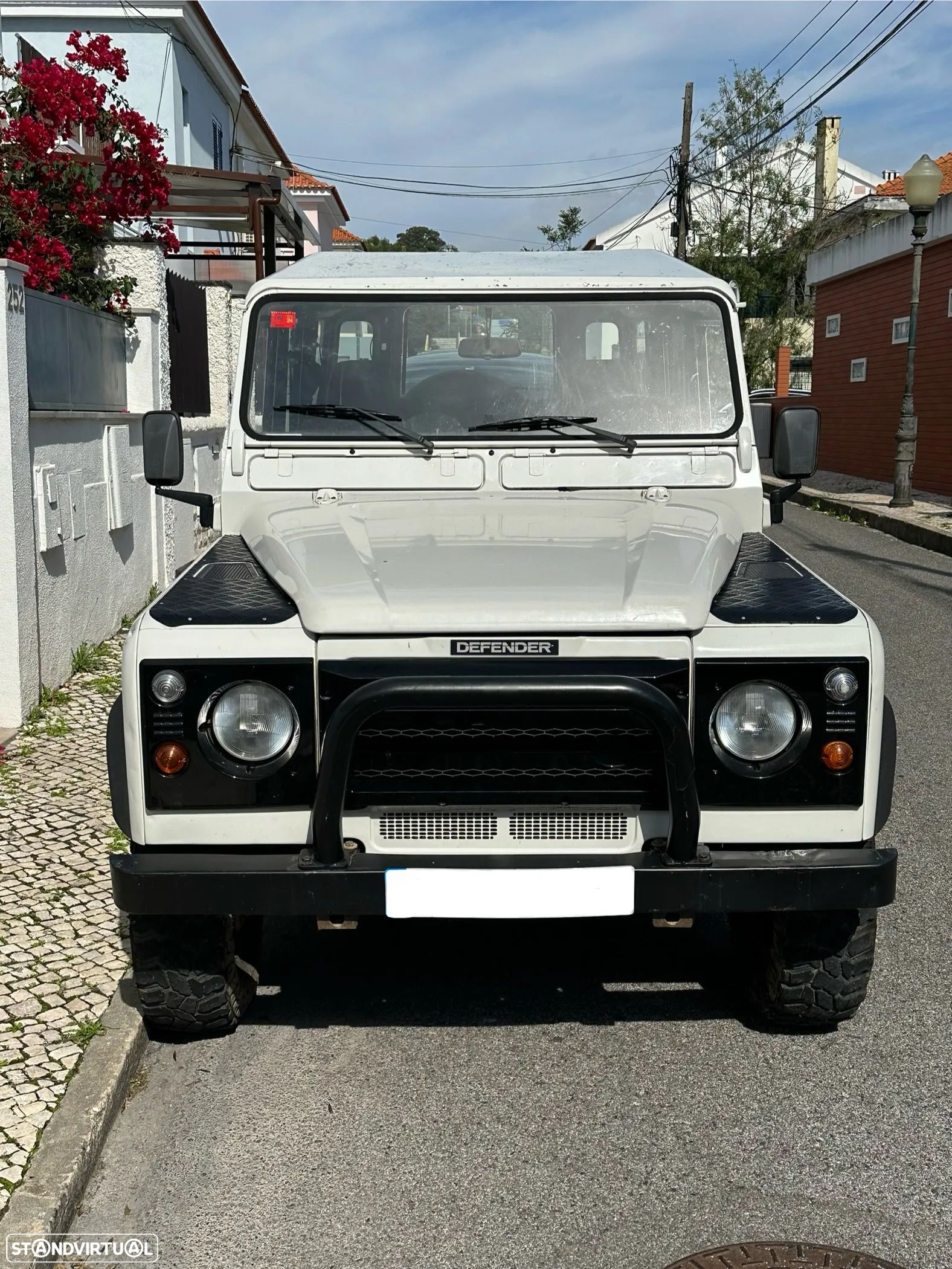 Land Rover Defender 110 2.5 TD5 Metal Top - 1