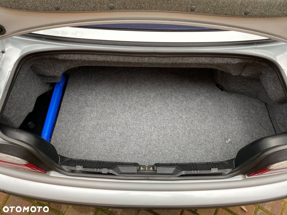 BMW Seria 3 ver-318i - 23