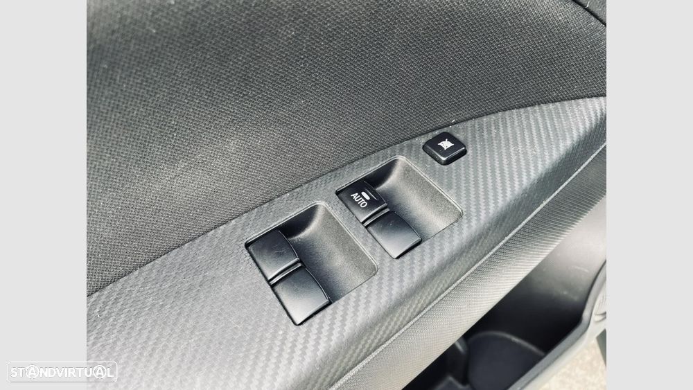 Mitsubishi Space Star 1.2 Intense - 12