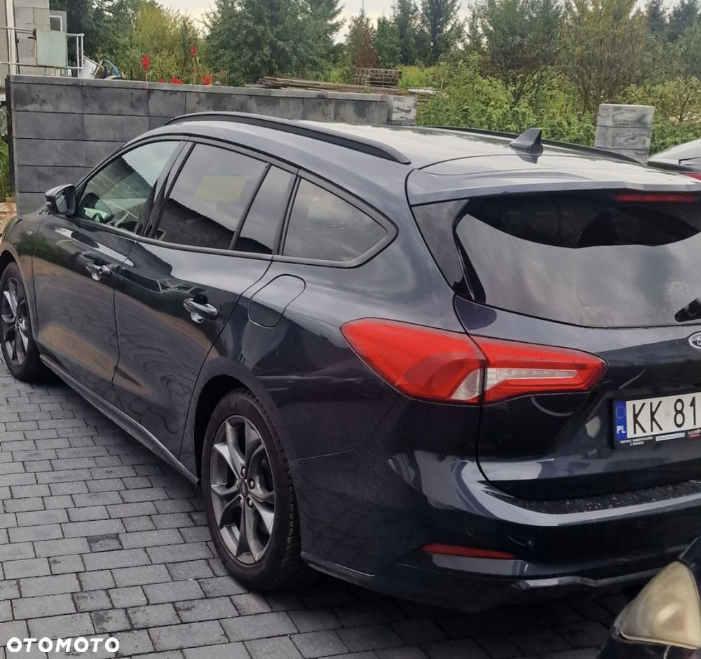 Ford Focus ver-1-5-ecoboost-st--line-ass-powershift - 4