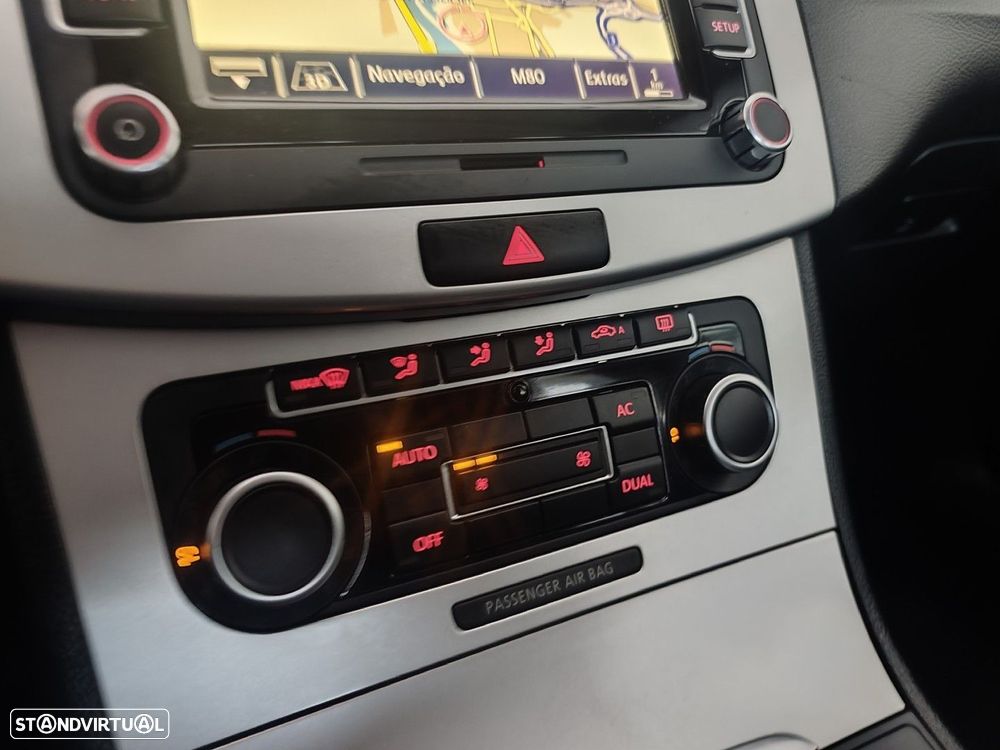 VW Passat CC 2.0 TDi BlueMotion - 22