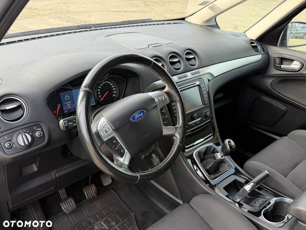 Ford Galaxy 2.0 TDCi Titanium - 17