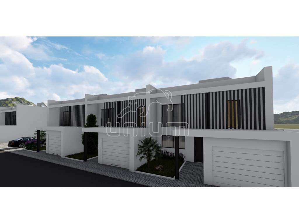 Oportunidade Única de Investimento - Terreno com Projeto para Const... - Grande imagem: 2/27