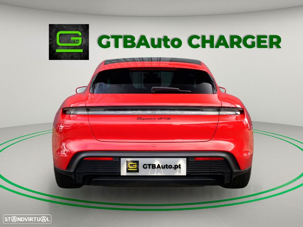 Porsche Taycan Sport Turismo - 28