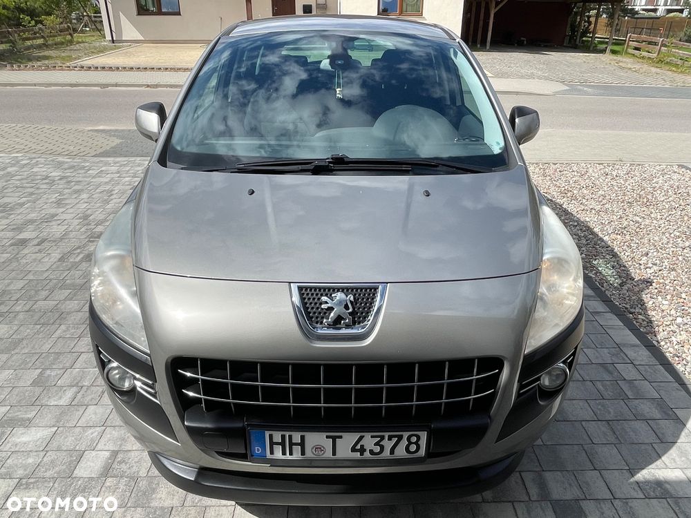 Peugeot 3008 2.0 HDi Premium - 8
