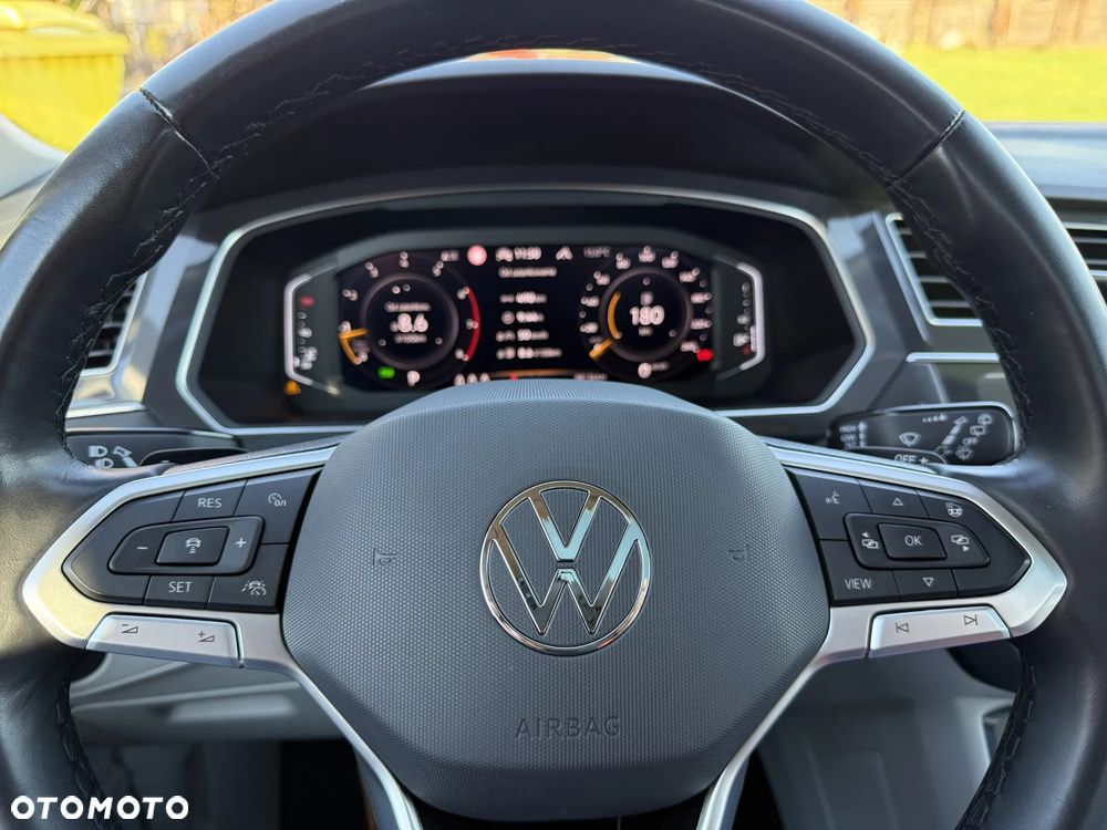 Volkswagen Tiguan Allspace 2.0 TSI 4Mot Elegance DSG - 22