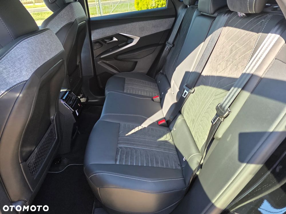 Peugeot 3008 1.2 PureTech mHEV GT E-DCS6 - 10