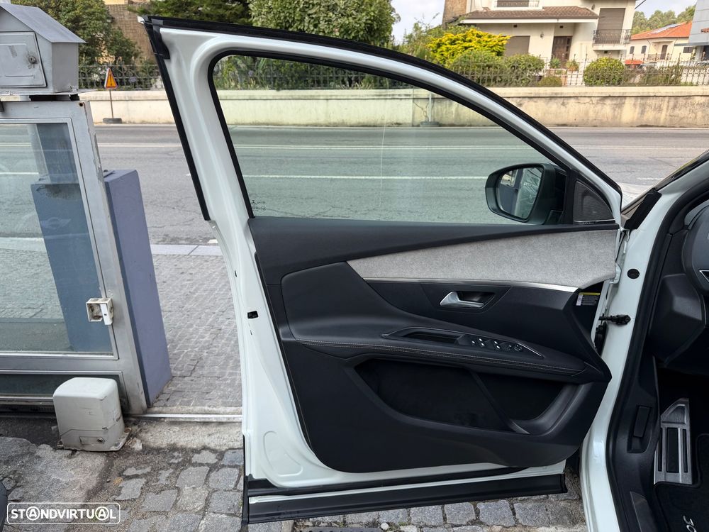 Peugeot 3008 BlueHDi 130 Stop & Start EAT8 GT Pack - 21